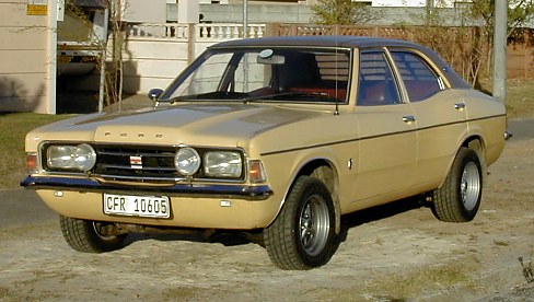 Ford Cortina 1600 XLE