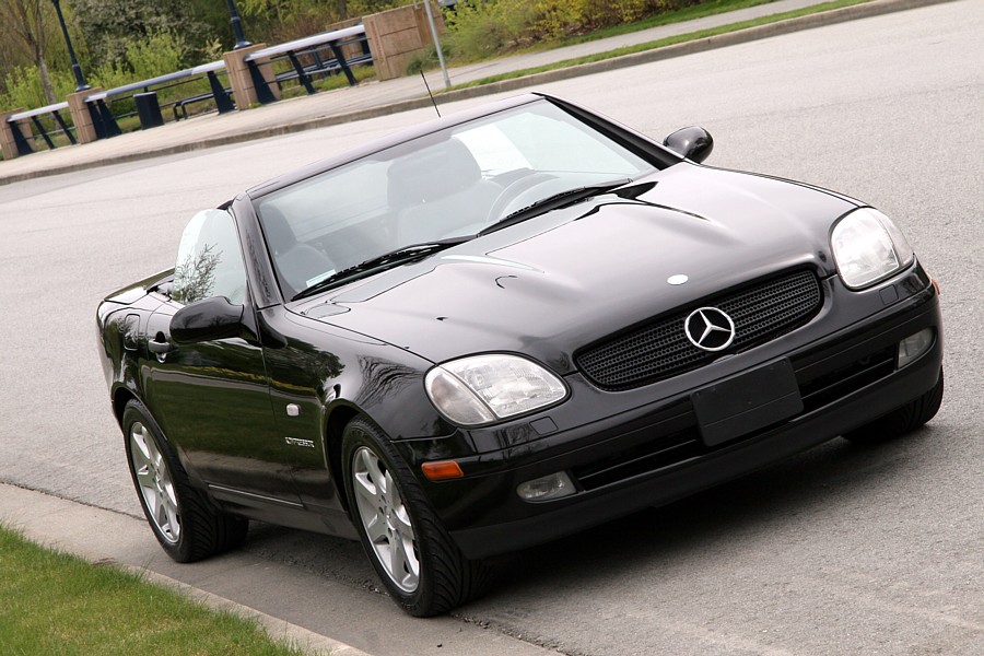 Mercedes-Benz SLK230