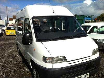 Peugeot Boxer Minibus