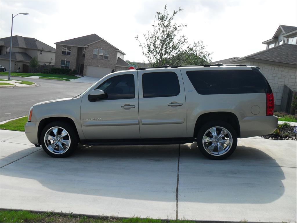 GMC Yukon XL 1500