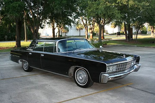 Chrysler Imperial Crown