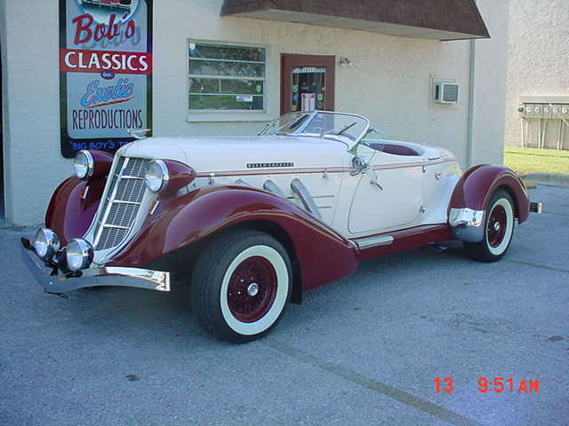 Auburn 1936 Boattail Speedster replica