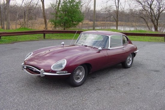 Jaguar XKE 22