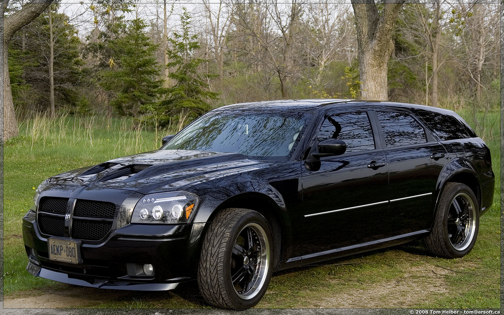 Dodge Magnum RT