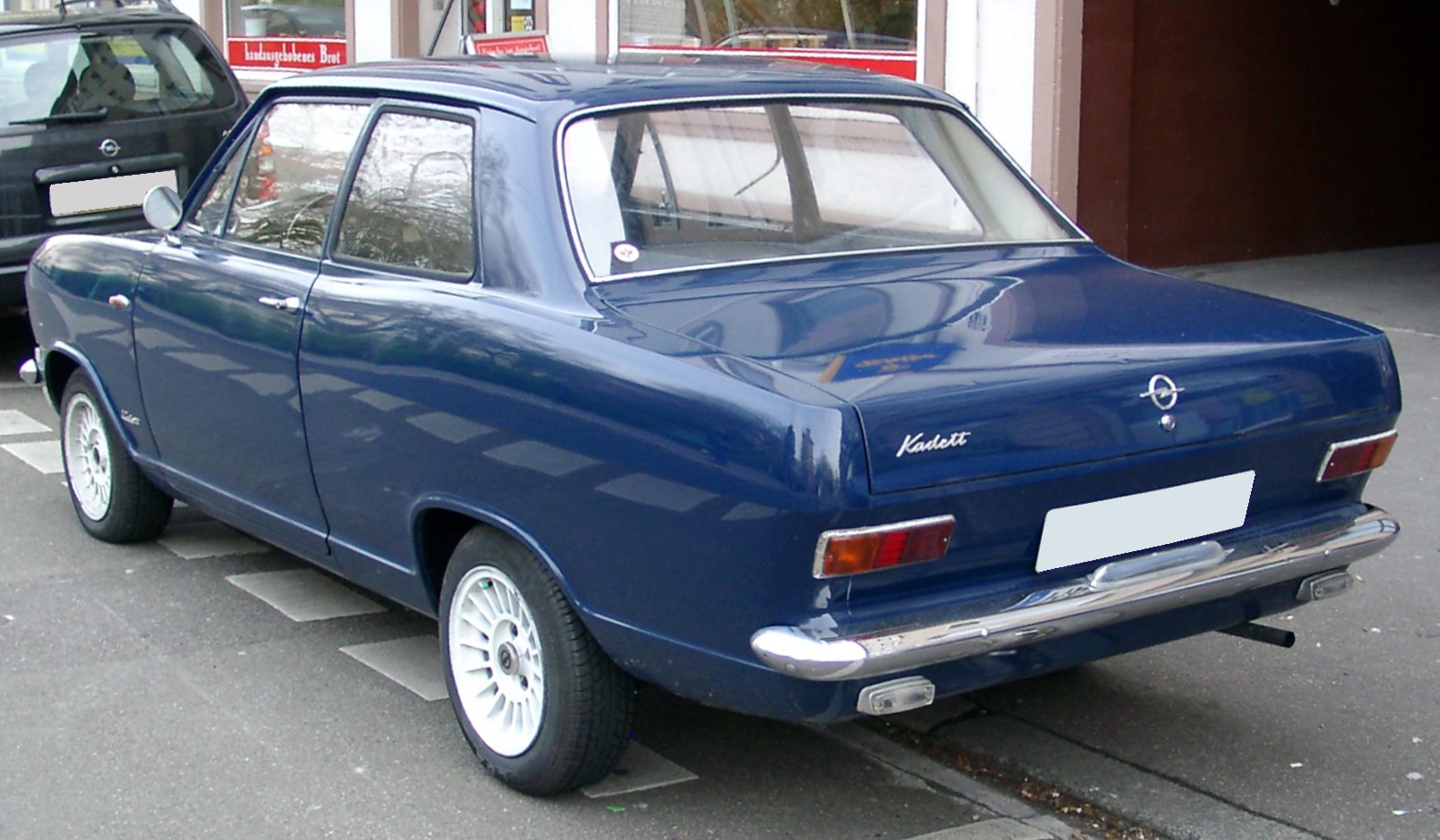 Opel Kadett 16i