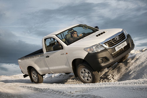 Toyota Hilux DLX 24 Crew Cab 4x4