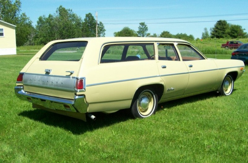 Plymouth Valiant Signet 2dr HT conv