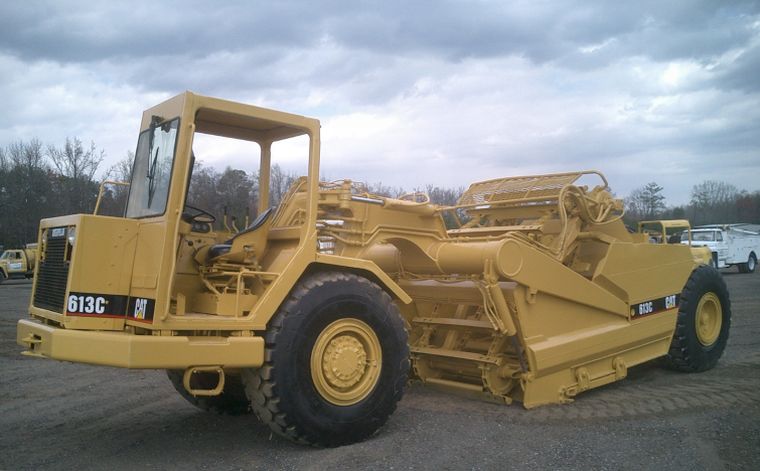 Caterpillar 613C