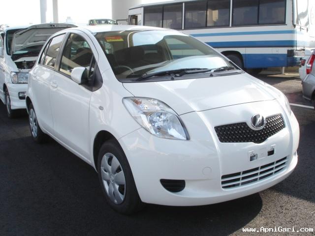 Toyota Vitz B