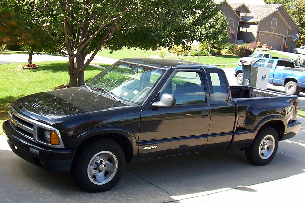 Chevrolet S-10 LS