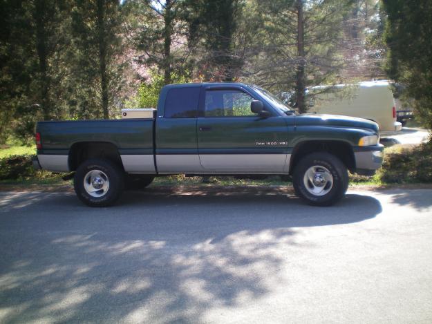 Dodge Ram 1500 SLT Laramie