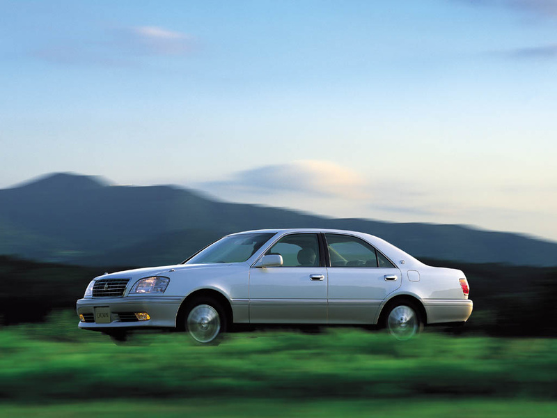 Toyota Crown Royal Saloon 30