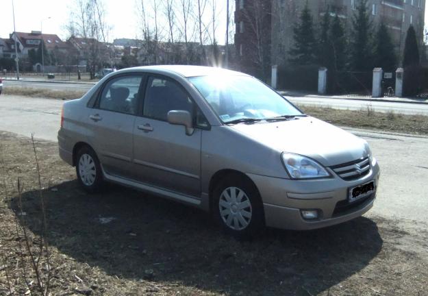 Suzuki Liana 16