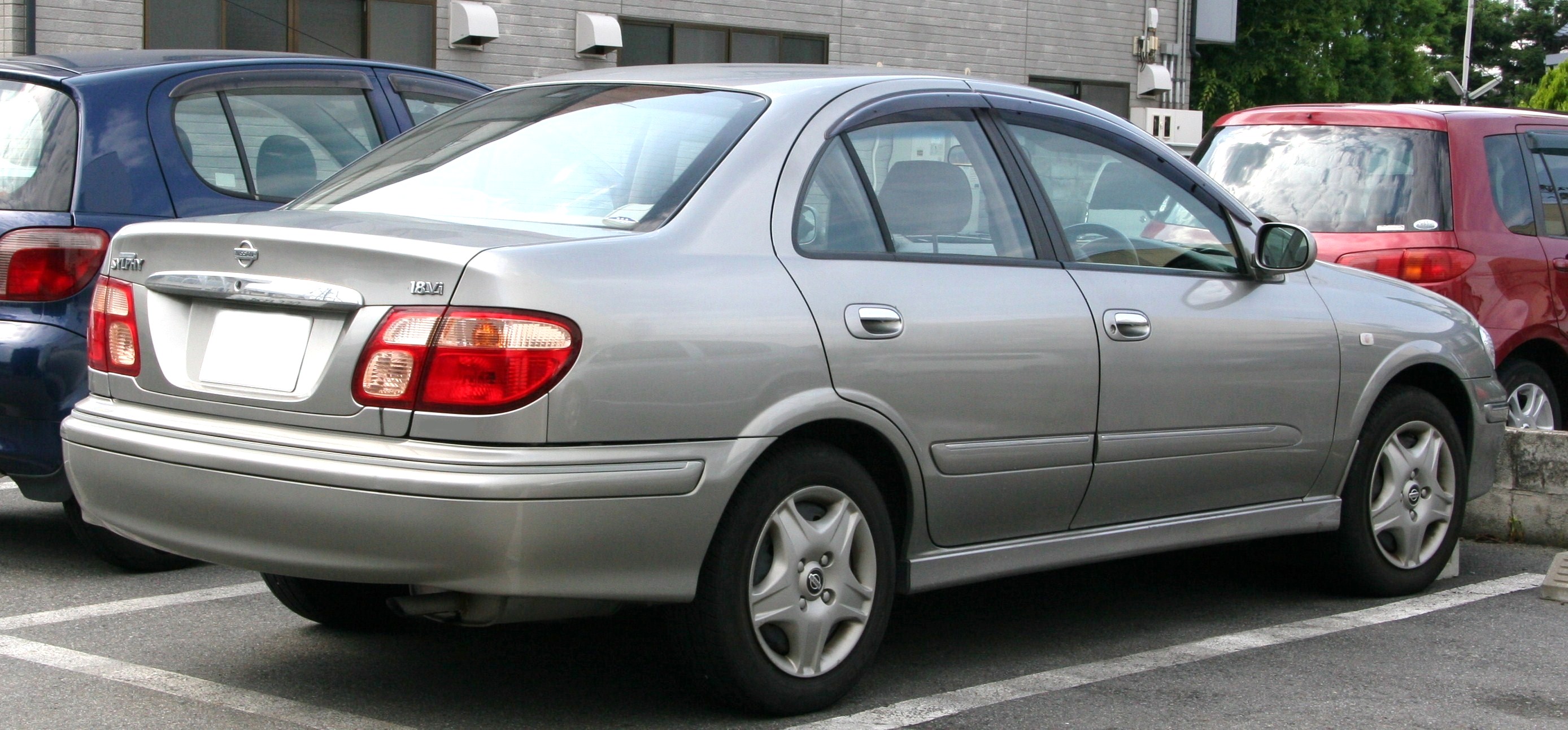 Ниссан блюбер. Nissan Bluebird Sylphy 2000. Ниссан Блюберд Силфи 2003. Nissan Bluebird Sylphy 2000-2005. Блюберд Силфи 2000.