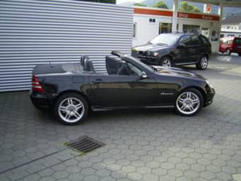 Mercedes-Benz SLK 230