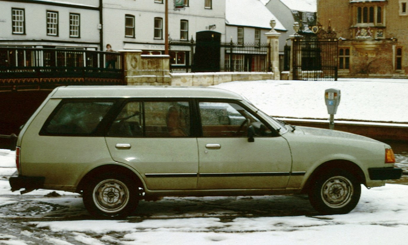 Mazda 323 wagon