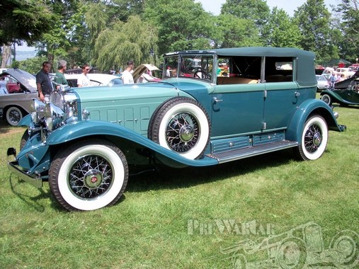 Nash Model 480 sedan