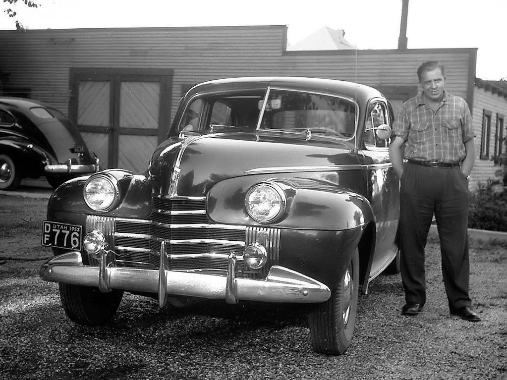 Oldsmobile Series 60 4-Door sedan