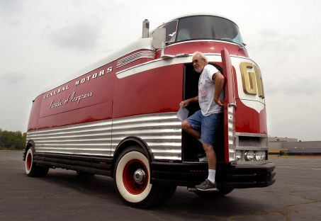 General Motors Futurliner