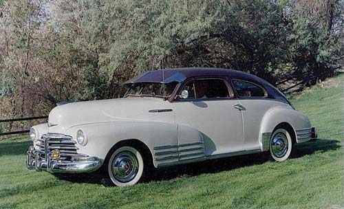 Chevrolet Fleetline 2-dr Sedan