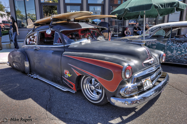 Chevrolet Fleetline 2-dr Sedan