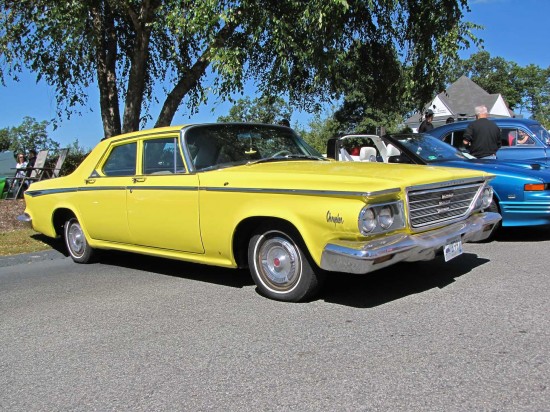 Chrysler Newport 4dr