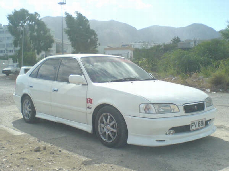 Toyota Corsa 15 EFi 16v Toyota Corsa 15 EFi 16v