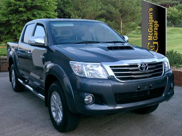 Toyota Hilux Invincible D-4D