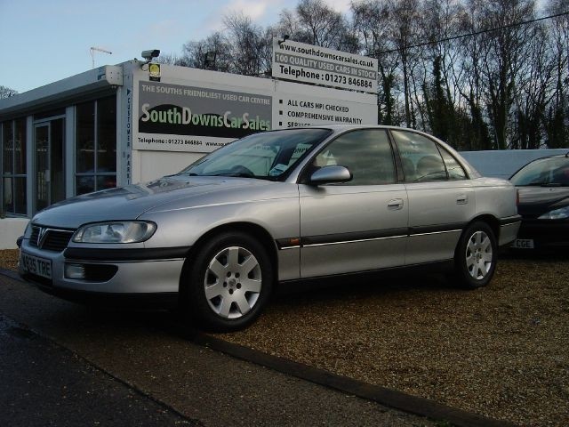 Opel Omega 30 MV6