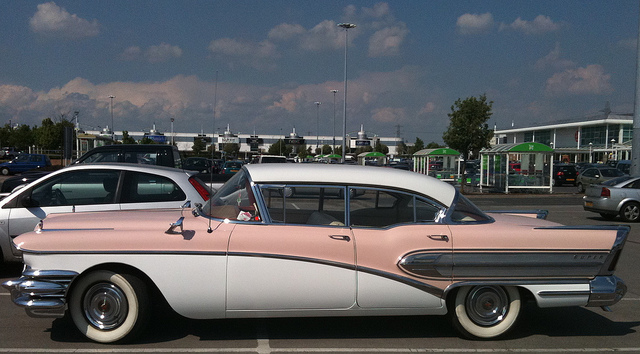 Buick Roadmaster 75