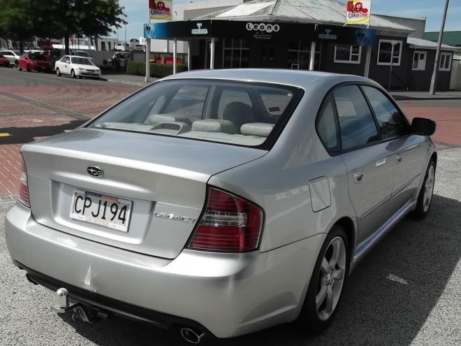 Subaru Legacy Crowesport