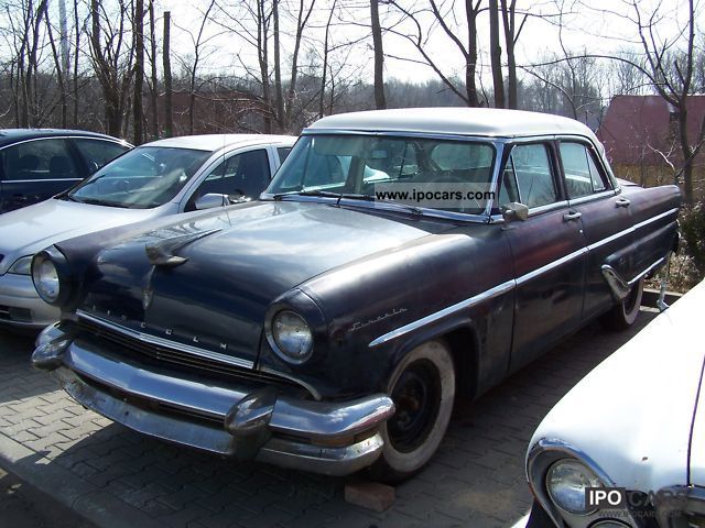 Lincoln Capri sedan