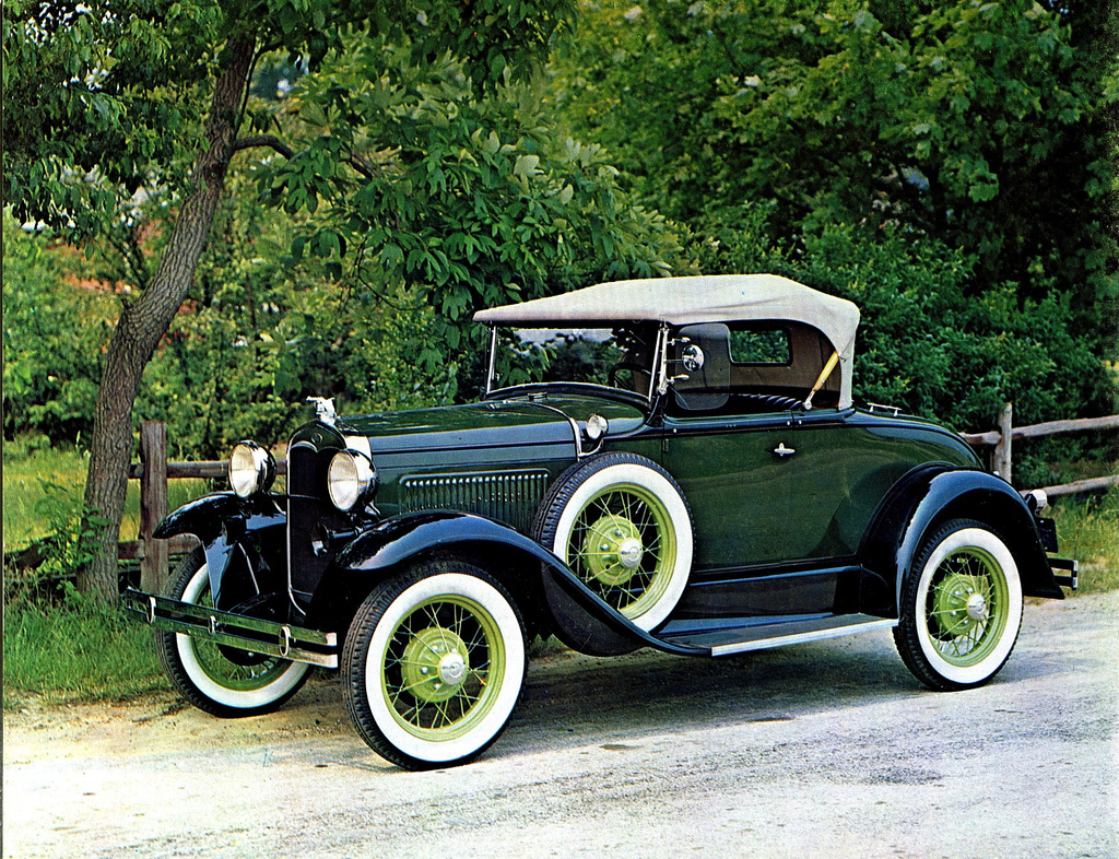 Ford Deluxe Roadster