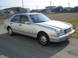 Mercedes-Benz E230