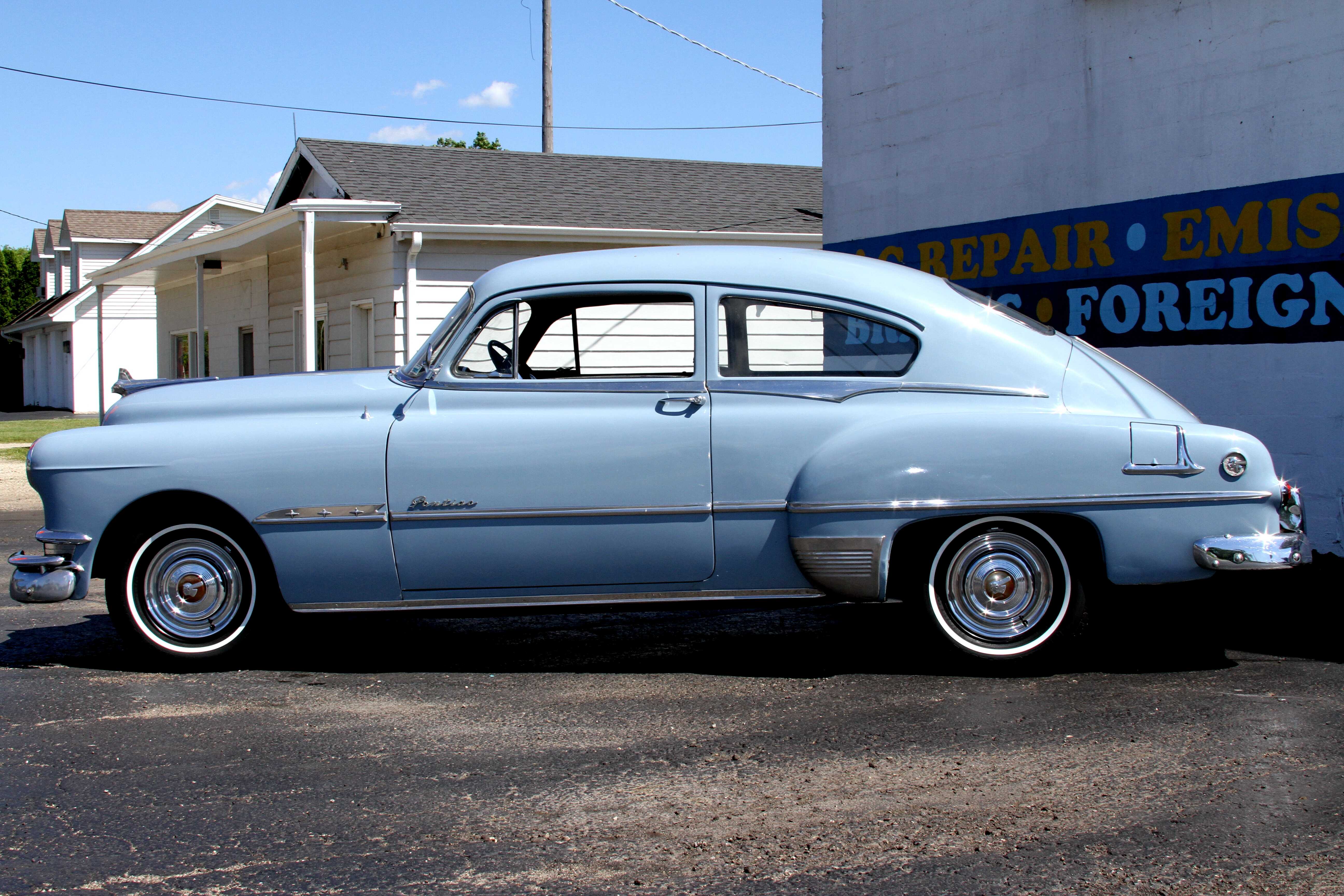 Pontiac Streamliner De Luxe