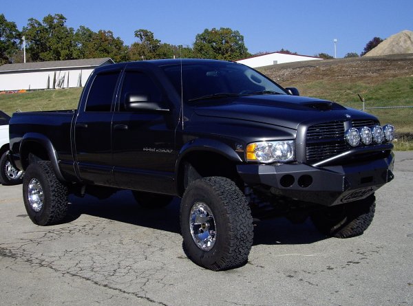 Dodge Ram 1500 SLT Laramie Club 4x4