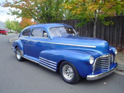 Chevrolet Fleetline Aero 2-dr Sedan