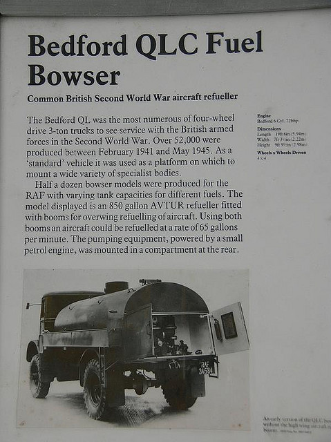 Bedford QLC Fuel Bowser