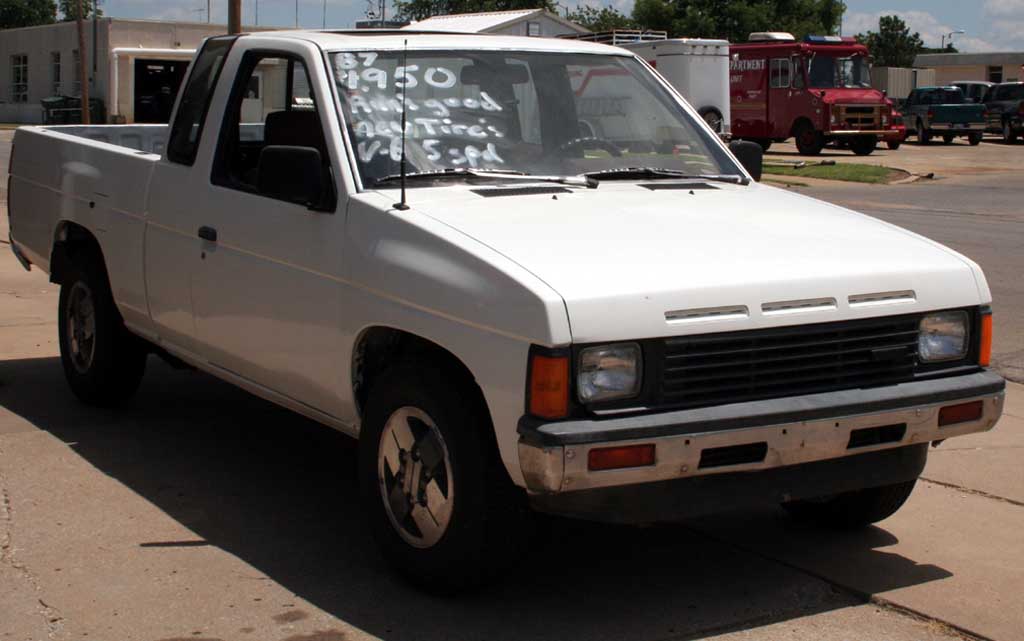 Nissan 4Runner SE-V6