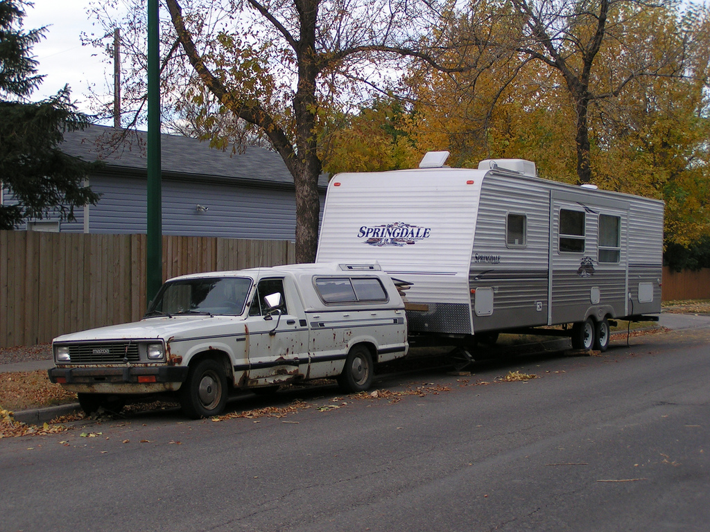 Mazda B2000 12v