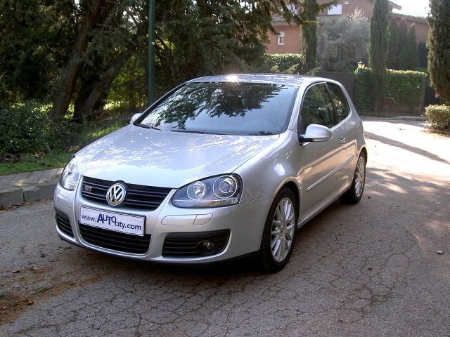 Volkswagen Golf GT 20