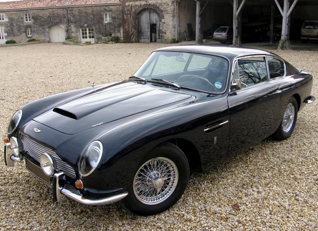 Aston Martin DB6 Vantage