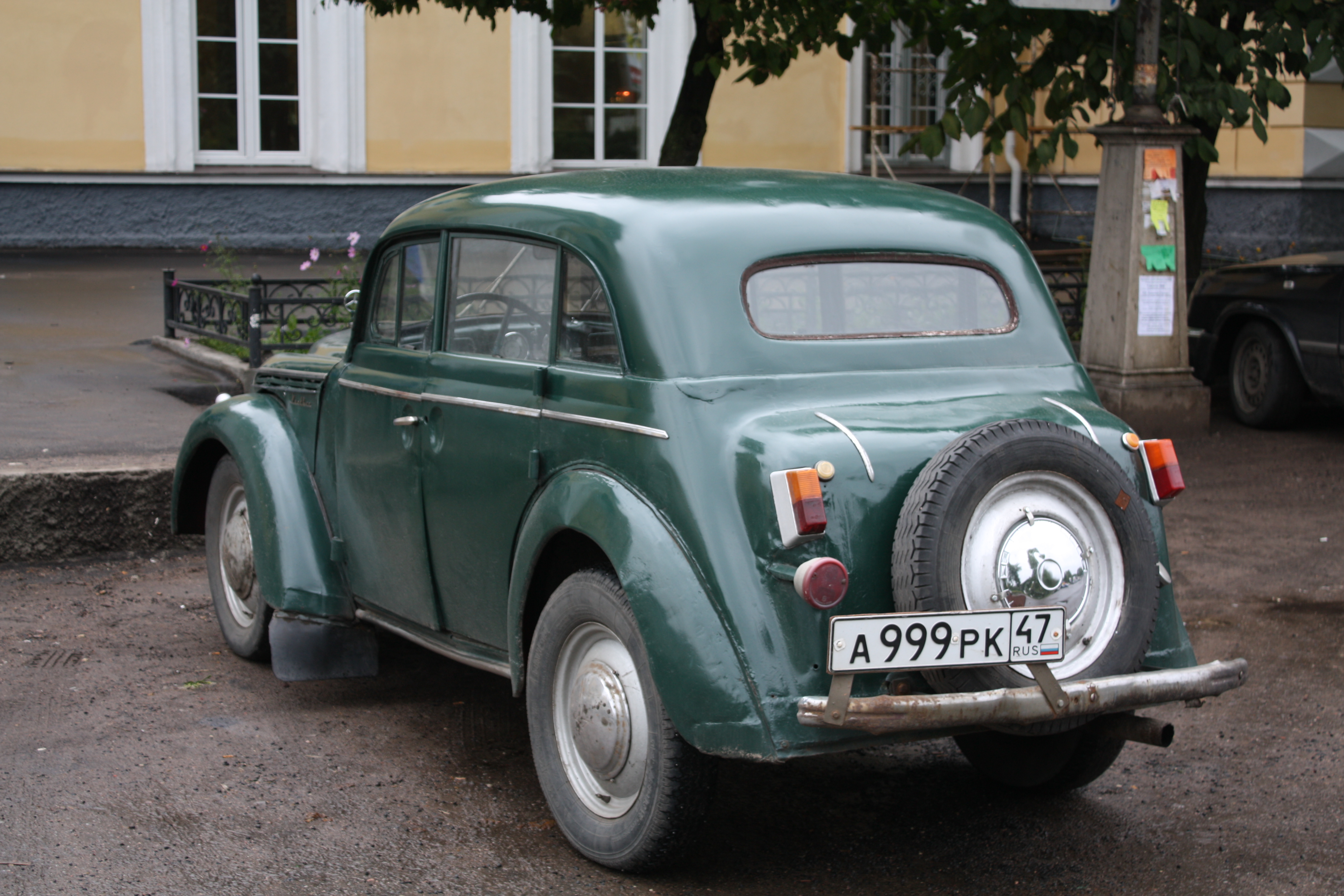 Moskvitch 400