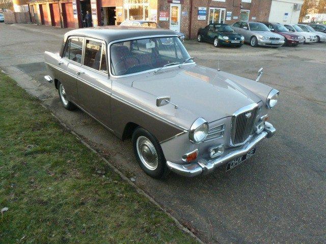 Wolseley 1660 saloon