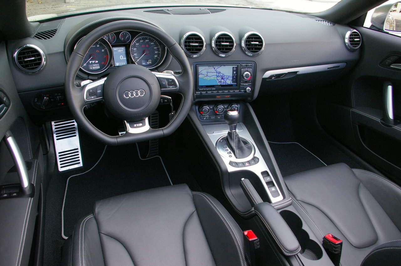 Audi TT interior