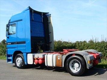 Mercedes-Benz 1843 Actros