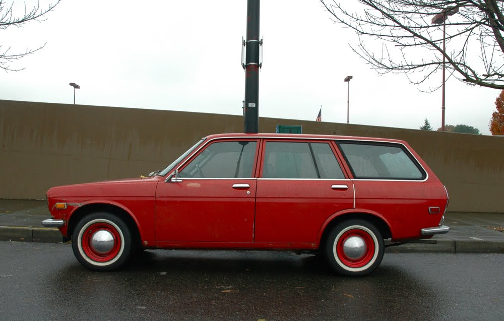 Nissan bluebird wagon