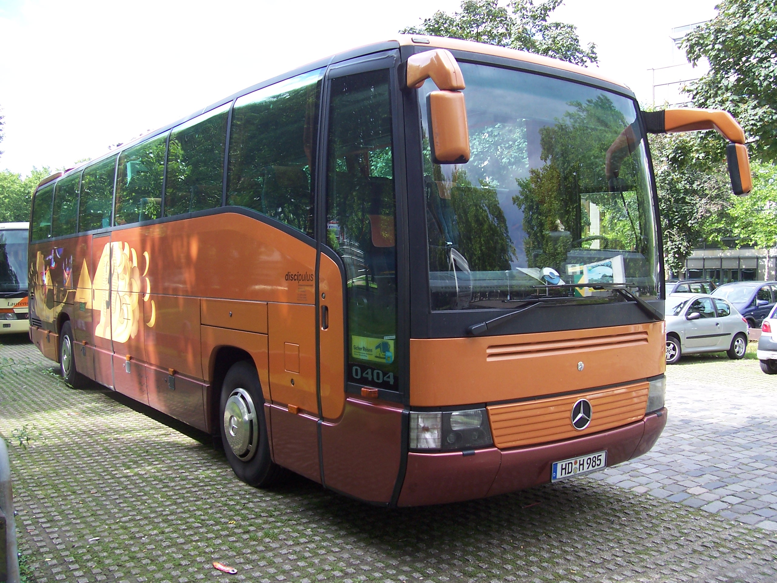 Mercedes-Benz O404