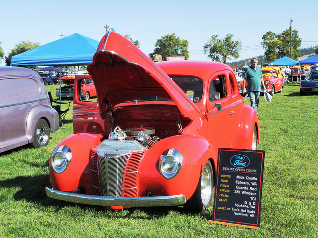 Ford Deluxe Opera Coupe