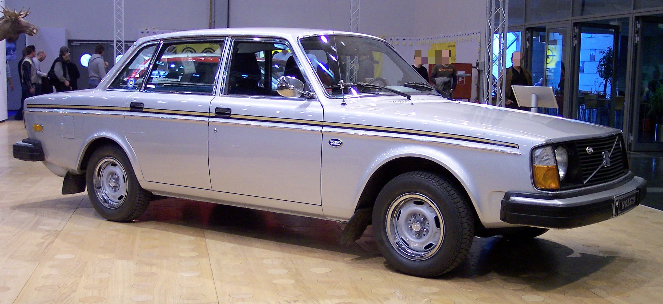 Volvo 244